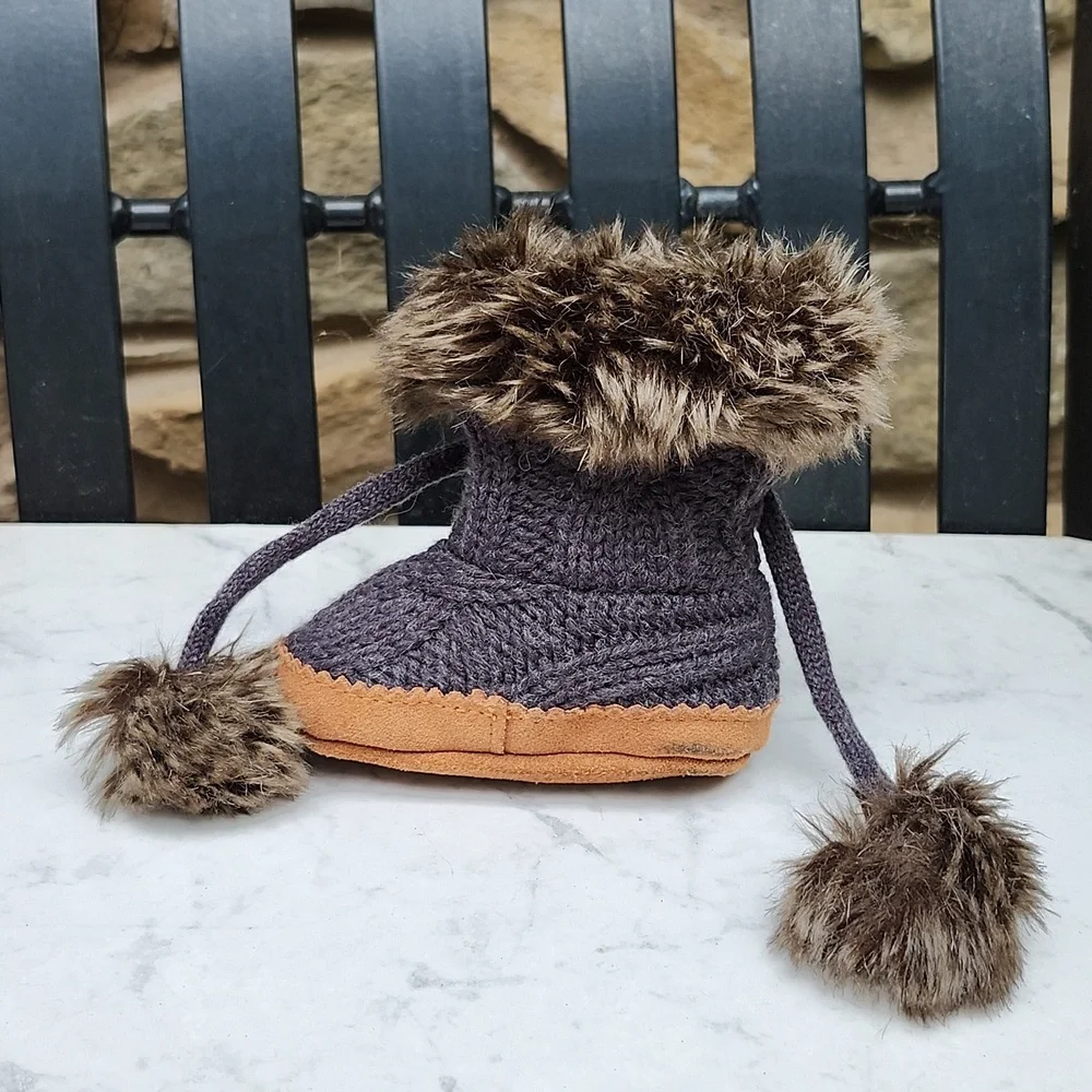 RESTORATION HARDWARE ARTIC FOX BABY BOOTIES